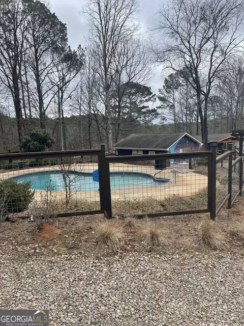 Exterior - 190 Turkey Point Dr, Lagrange, GA 30240 photo 4 of 5