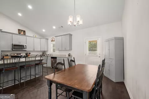 Dining - 149 White Oak Trl, Commerce, GA 30529 photo 1 of 1