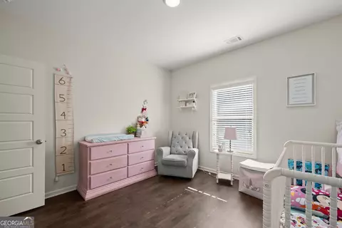 Bedroom - 149 White Oak Trl, Commerce, GA 30529 photo 3 of 3