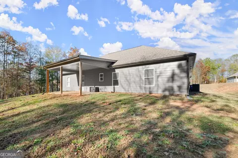 Exterior - 149 White Oak Trl, Commerce, GA 30529 photo 2 of 3