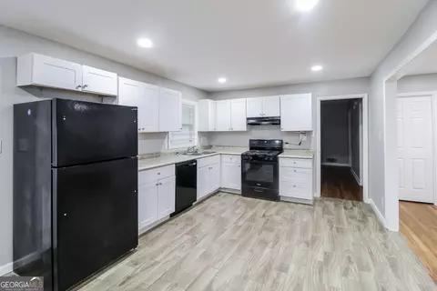 Kitchen - 3903 Rex Rd, Rex, GA 30273 photo 2 of 2