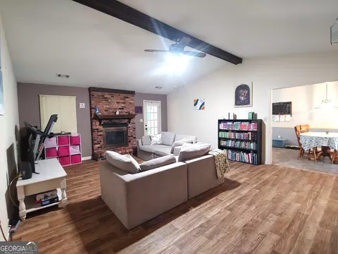 Living - 108 Cedar Creek Ct, Lagrange, GA 30240 photo 2 of 2