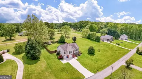View/Area - 236 Five Oaks Dr, Clarkesville, GA 30523 photo 7 of 12