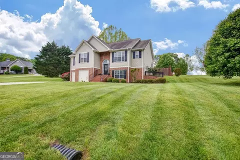 Exterior - 236 Five Oaks Dr, Clarkesville, GA 30523 photo 11 of 15