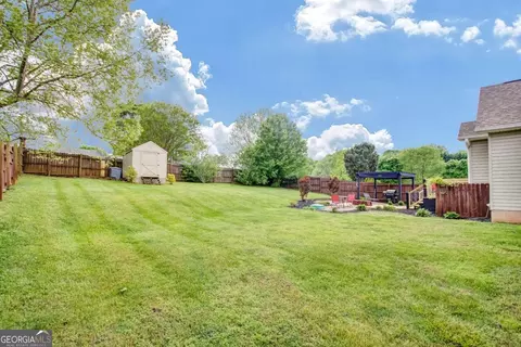 Exterior - 236 Five Oaks Dr, Clarkesville, GA 30523 photo 9 of 15
