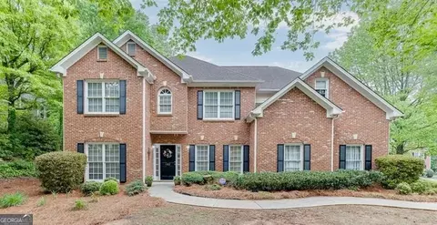 1990 Blackhawk Trl, Lawrenceville, GA 30043