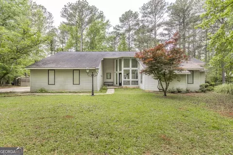 174 Greenwood Rd, Gray, GA 31032