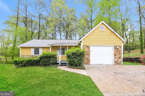 5998 Radford Dr, Riverdale, GA 30296
