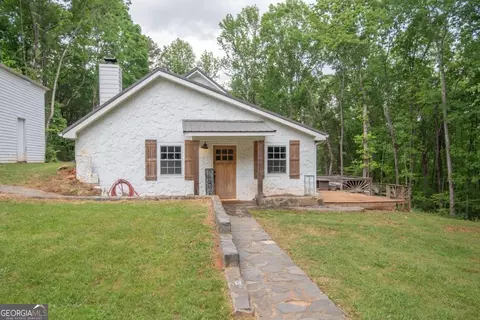 3414 Rock Mills Rd, Lagrange, GA 30240 photo 2