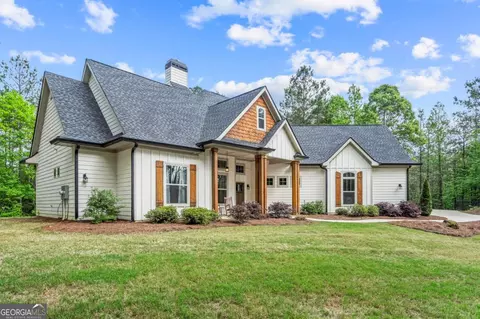 2146 Willow Springs Rd, Dallas, GA 30132