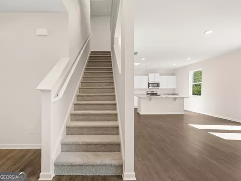 8230 Coldstream Dr, Fairburn, GA 30213 photo 10