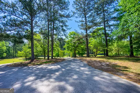 Exterior - 242 Newton Rd, Lagrange, GA 30240 photo 7 of 9