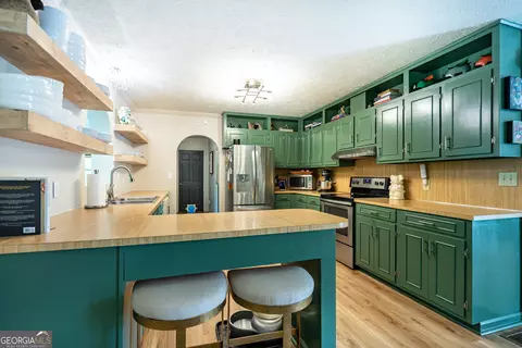 Kitchen - 242 Newton Rd, Lagrange, GA 30240 photo 1 of 3
