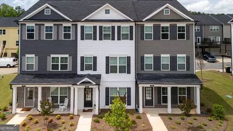 38 Cobalt Ln, Newnan, GA 30265
