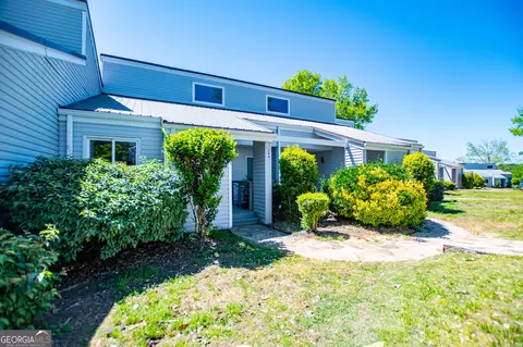 294 Clearview Ct, Villa Rica, GA 30180