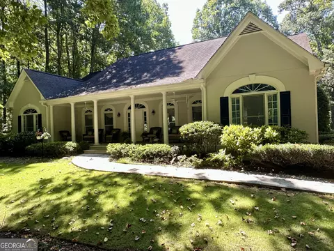3644 Graycliff Rd, Snellville, GA 30039