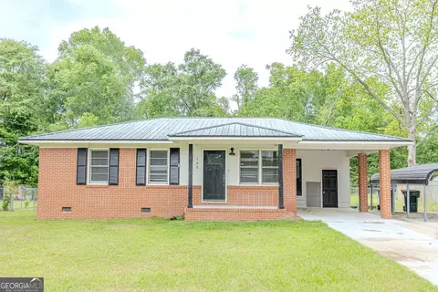 107 Lassiter Dr, Dublin, GA 31021