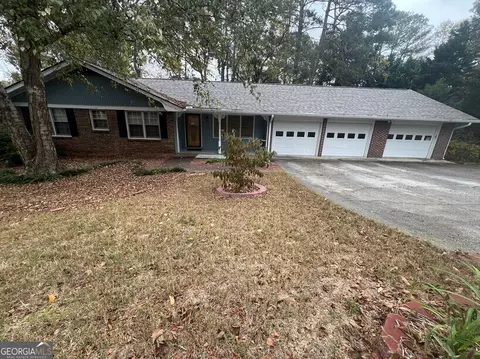 1329 Springwood Dr NW, Conyers, GA 30012