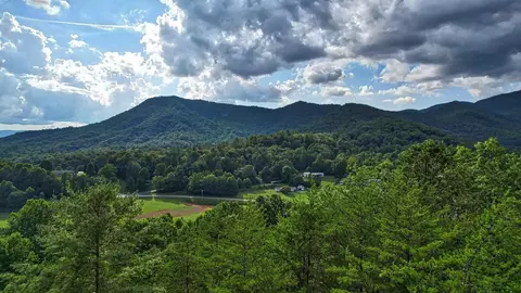 0 Barefoot Hl #TRACT 1, Hiawassee, GA 30546