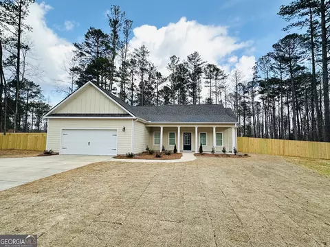 99 Glover Cir, Newnan, GA 30263