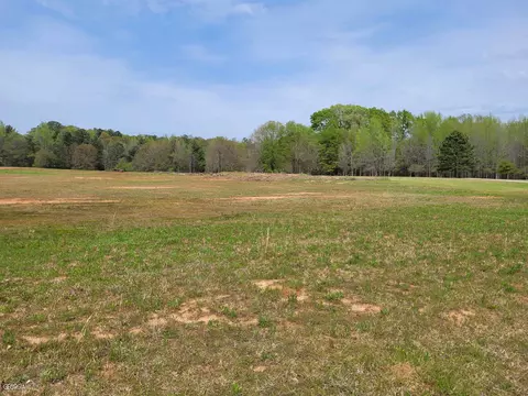 3 Bernhard Road, Fayetteville, GA 30215