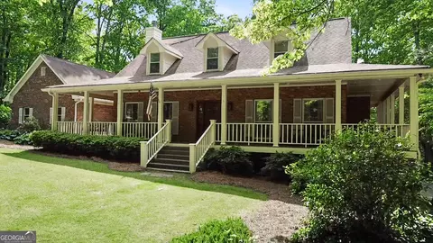 31 Butler Bridge Dr, Mcdonough, GA 30252