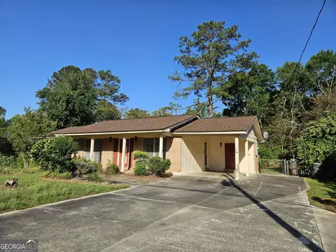812 Gentilly Rd, Statesboro, GA 30458