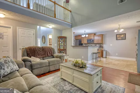 95 Loudoun Dr, Covington, GA 30014 photo 3