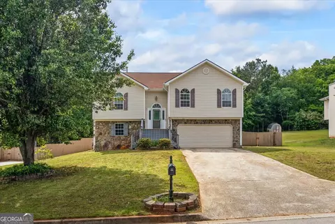 227 River Trace Ct, Mcdonough, GA 30253