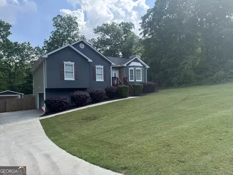 Exterior - 30 Wellington Trl, Covington, GA 30016 photo 2 of 5