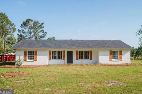 Exterior - 201 Braddy Rd, Ailey, GA 30410 photo 1 of 3