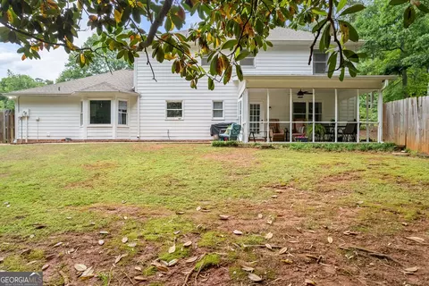 Exterior - 106 Kildare Ct, Lagrange, GA 30240 photo 6 of 16