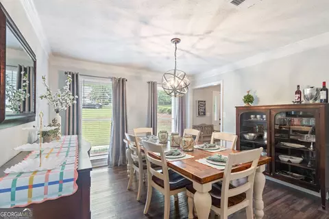 Dining - 106 Kildare Ct, Lagrange, GA 30240 photo 3 of 4