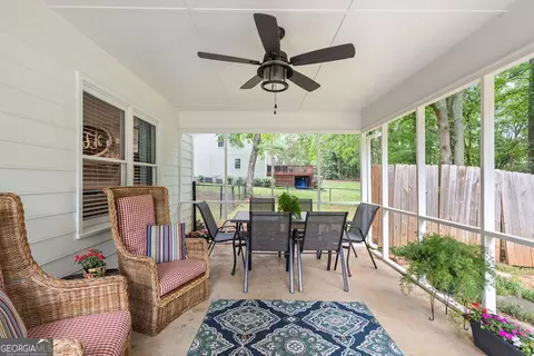 Exterior - 106 Kildare Ct, Lagrange, GA 30240 photo 8 of 16