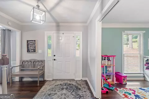 Entry Way - 106 Kildare Ct, Lagrange, GA 30240 photo 1 of 2