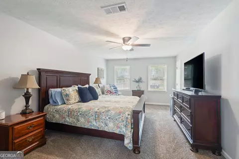 Bedroom - 106 Kildare Ct, Lagrange, GA 30240 photo 7 of 10