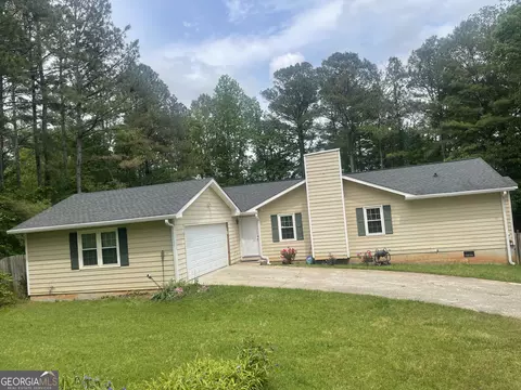 625 Locust Rd, Locust Grove, GA 30248