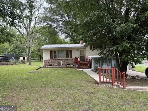 888 Oak Hill Dr, Trion, GA 30753