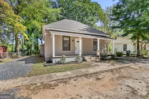 511 Granite St, Hogansville, GA 30230