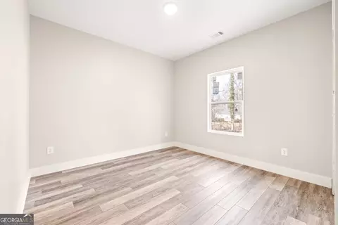 Bedroom - 388 Modoc Dr, Cornelia, GA 30531 photo 2 of 2