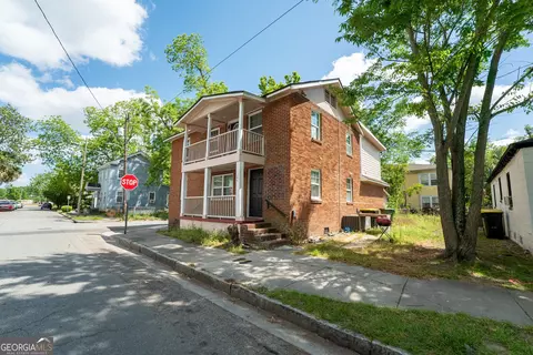 1145 Graydon St, Savannah, GA 31404