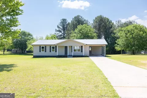 Exterior - 717 Phillips Dr, Monroe, GA 30656 photo 1 of 9