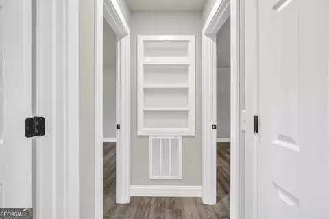 Entry Way - 717 Phillips Dr, Monroe, GA 30656 photo 3 of 3