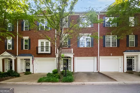 2108 Waters Edge Trl, Roswell, GA 30075