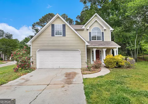 2320 Crystal Ct, Loganville, GA 30052
