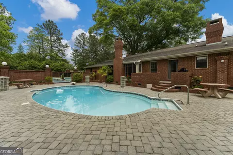 233 Sivell Rd 130 Leathea Dr, Lagrange, GA 30241 photo 2