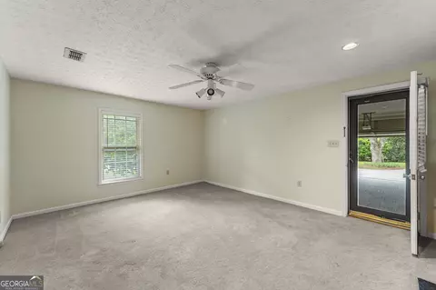 233 Sivell Rd 130 Leathea Dr, Lagrange, GA 30241 photo 9