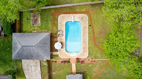 109 Maple Dr, Barnesville, GA 30204 photo 4