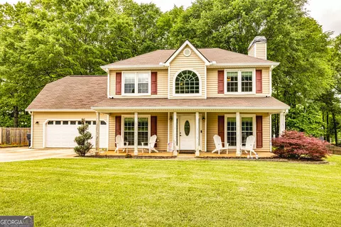 165 Woodstream Dr, Newnan, GA 30265