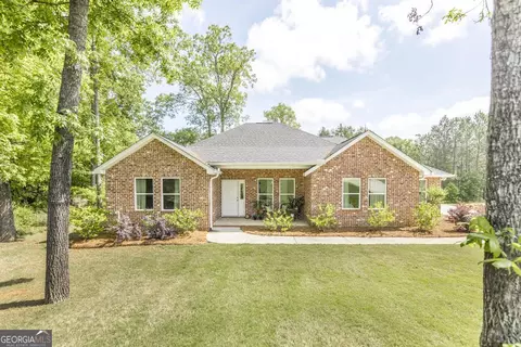 304 Wilsons Creek Bnd, Bonaire, GA 31005